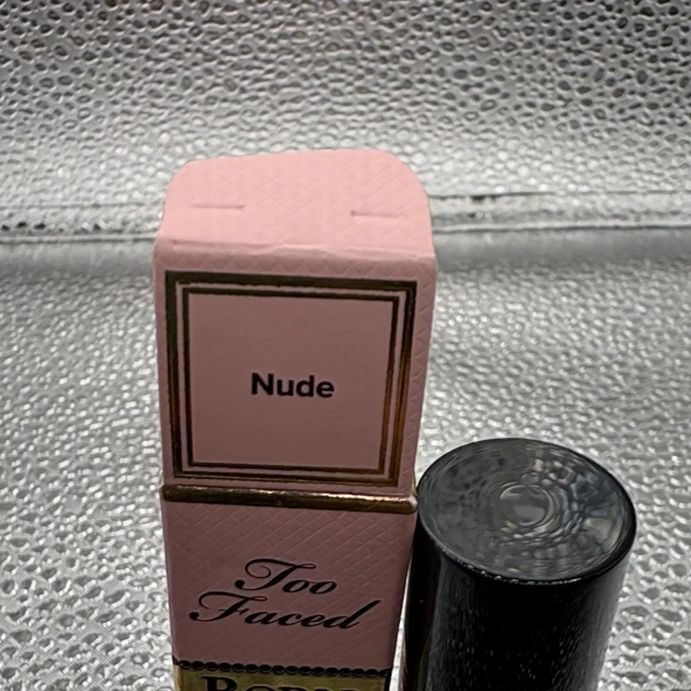 Too Faced Born This Way Concealer in Nude Travel size.